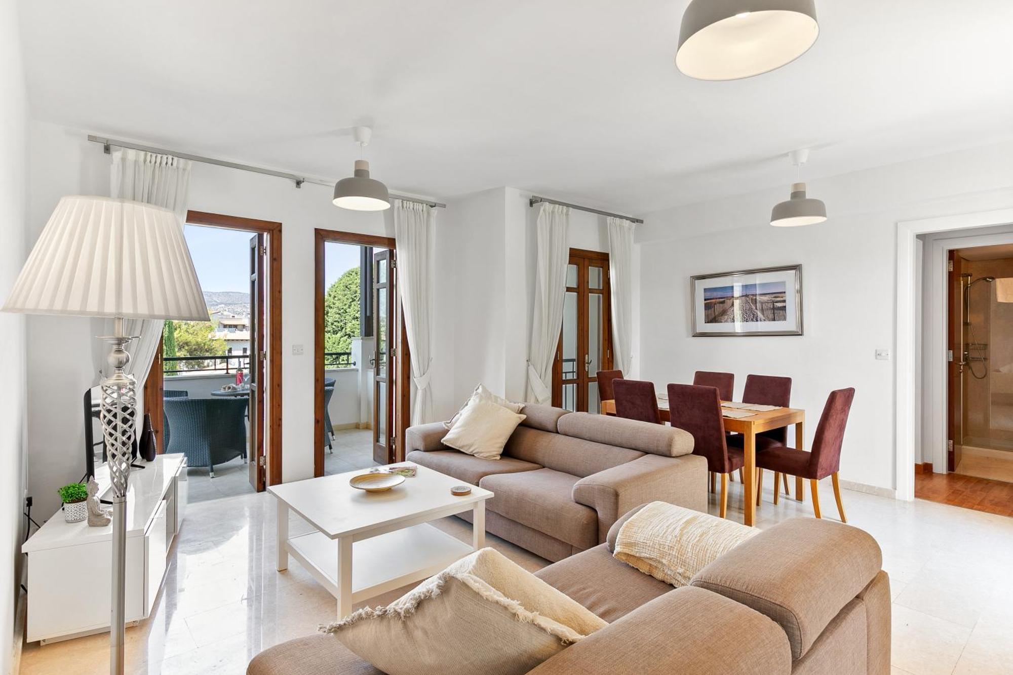 2 Bedroom Apartment Chloe With Communal Pool, Aphrodite Hills Resort Куклия Экстерьер фото